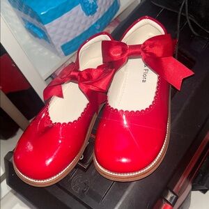 Felix & Flora shiny Red maryjane with bows size 12 girls